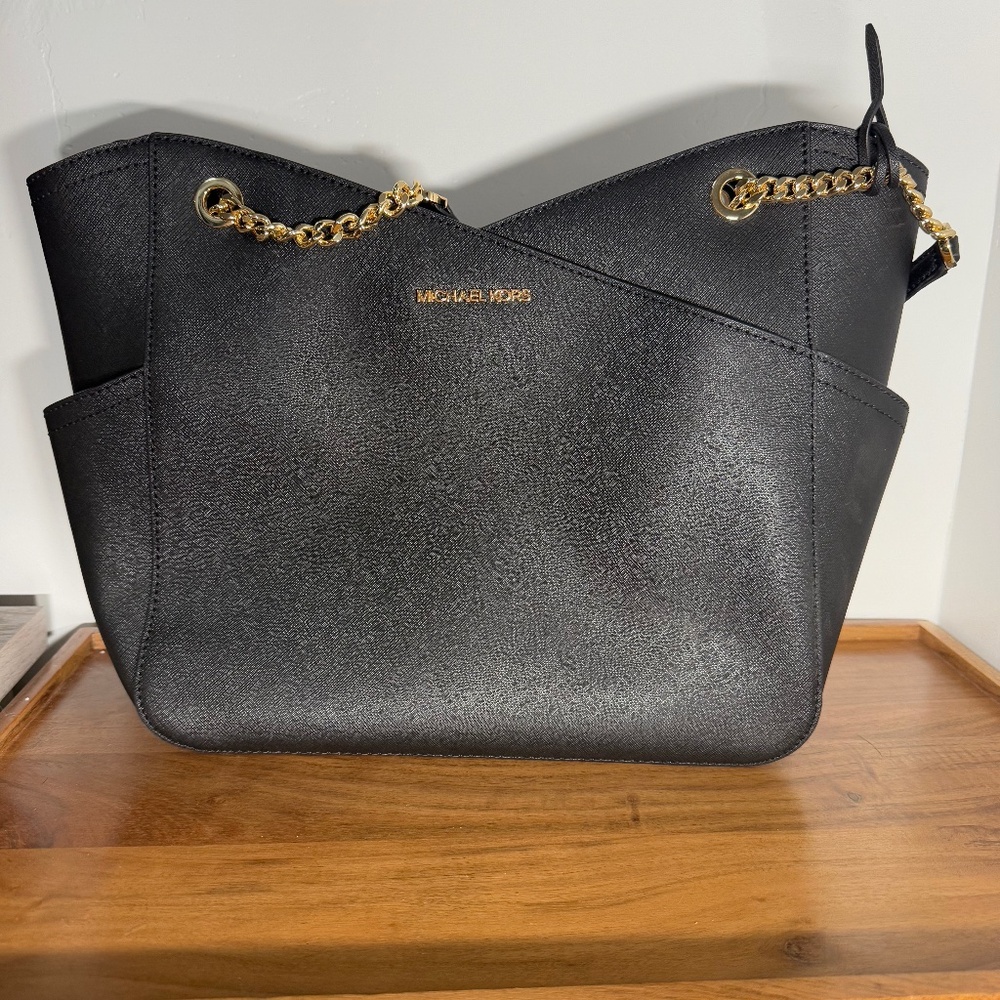 Black Michael Kors purse